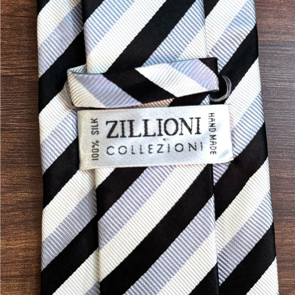 🍁SALE🍁 ZILLIONI Collezioni 100% Silk Tri-color Stripes Handmade Repp Tie - Picture 5 of 9